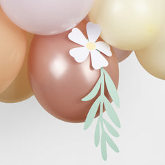 Pastel Daisy Balloon Garland (x 51 balloons)