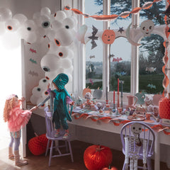 Eyeball Balloon Garland (x 40 balloons)